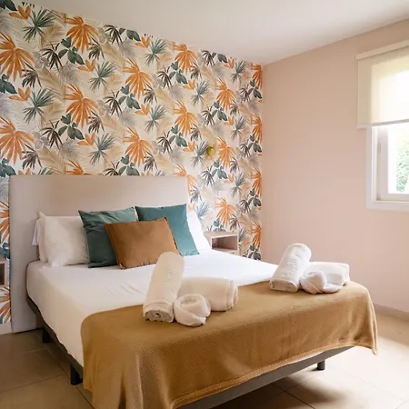 Tulipan Sunset Con Piscina Climatizada فيلة *